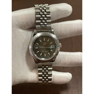 Custom Hand-Built Automatic Watch - 40mm Green Date-Style (Seiko-Mod)